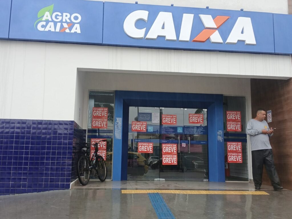 Greve dos bancários da Caixa segue em Três Lagoas sem data para acabar