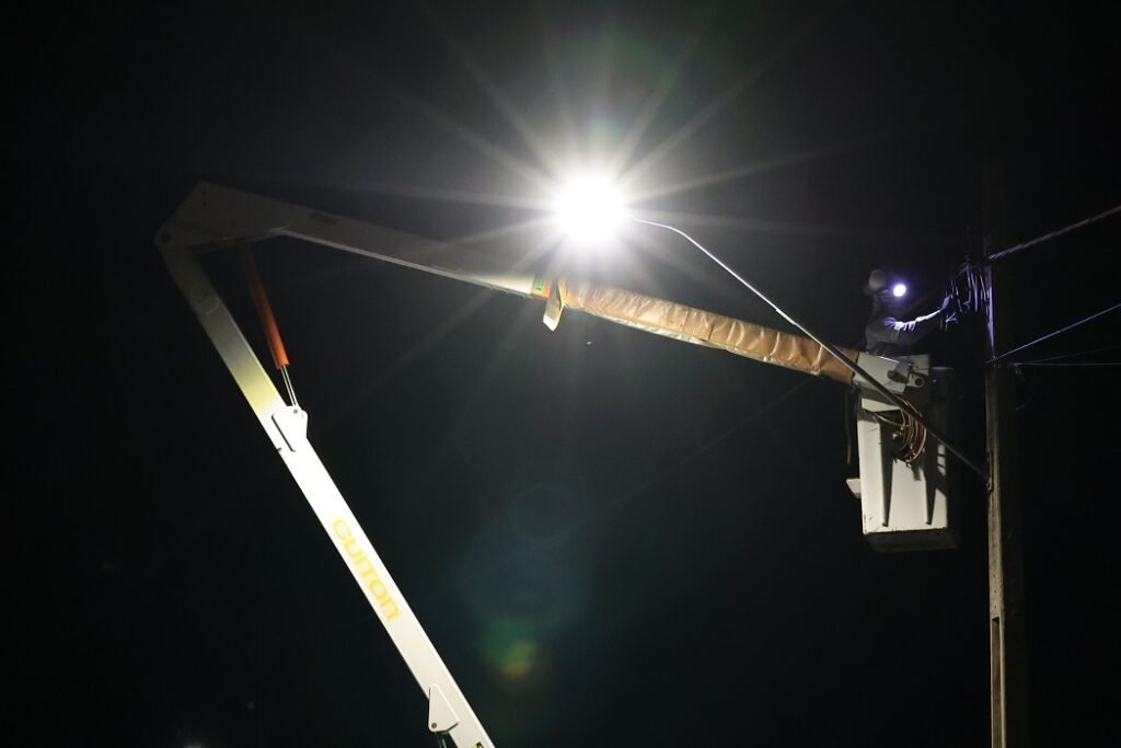 Dourados libera R$ 1 milhão para iluminação pública em 2026