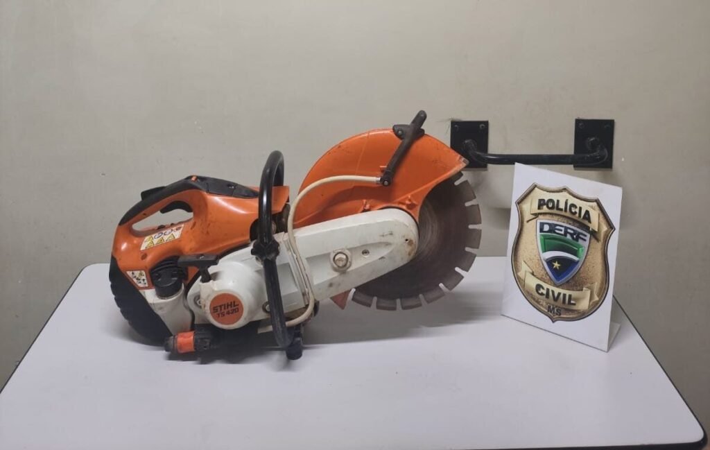 Polícia Civil recupera máquina furtada da Águas Guariroba em Campo Grande