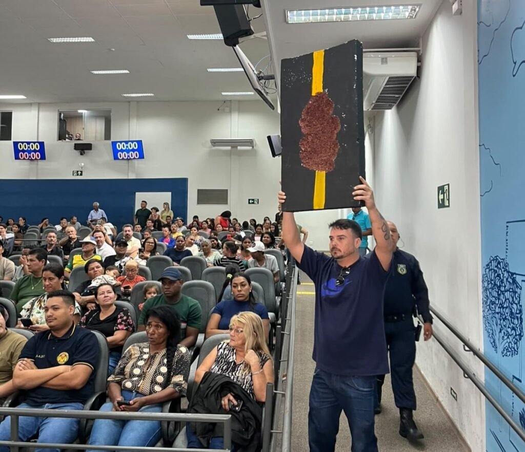 Sabotina da Sisep é suspensa após briga e quebra de placa na Câmara de Campo Grande